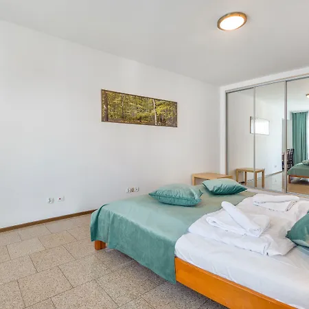 Apartment Sun & Snow, Marea