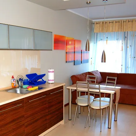 Sun & Snow, Marea Apartment